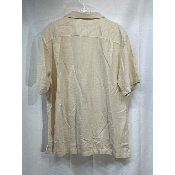 Tommy Bahama Original Fit Button Down Short Sleeve Hawaiian Silk/Cotton - Picture 3 of 6
